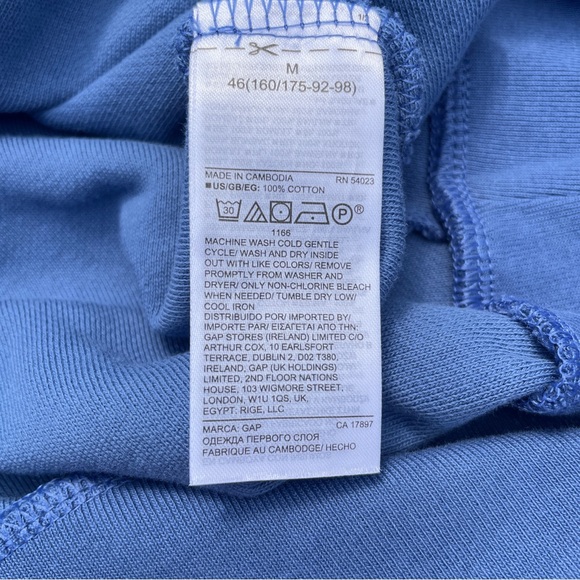 Gap Pullover Long Sleeve Top NWT Blue Size Medium D1220 - Picture 8 of 8